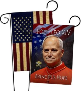 Pope Leo XIV Tribute Vintage American Flags for Outside House Wall Canvas Poster Patriotic Decor July 4th Yard Sign Picture Prints Poster Vatican Grave Decoration Papal Door Catholic Memorabilia - Leo Canvas for men